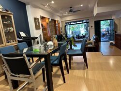 Parry Avenue (D19), Terrace #543510471